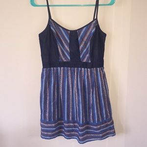 patterned dress size small